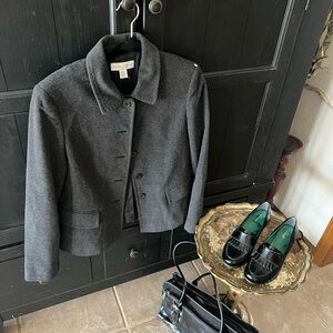 Lovely charcoal gray blazer!